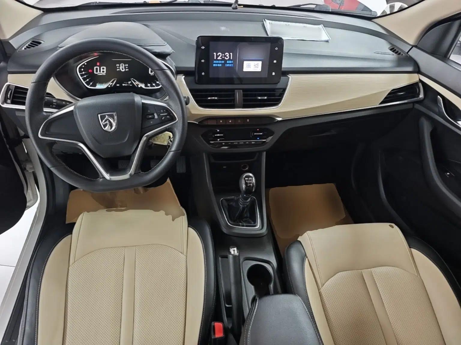Baojun 360 2019 1.5L Manual Luxury Version China VI — миниатюра 13