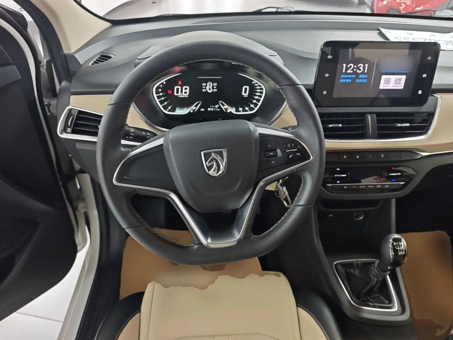 Baojun 360 2019 1.5L Manual Luxury Version China VI — миниатюра 14