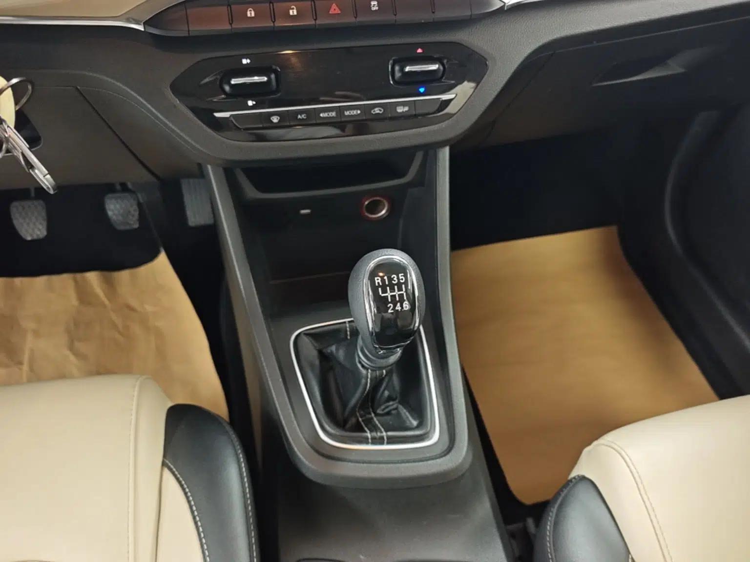 Baojun 360 2019 1.5L Manual Luxury Version China VI — миниатюра 17