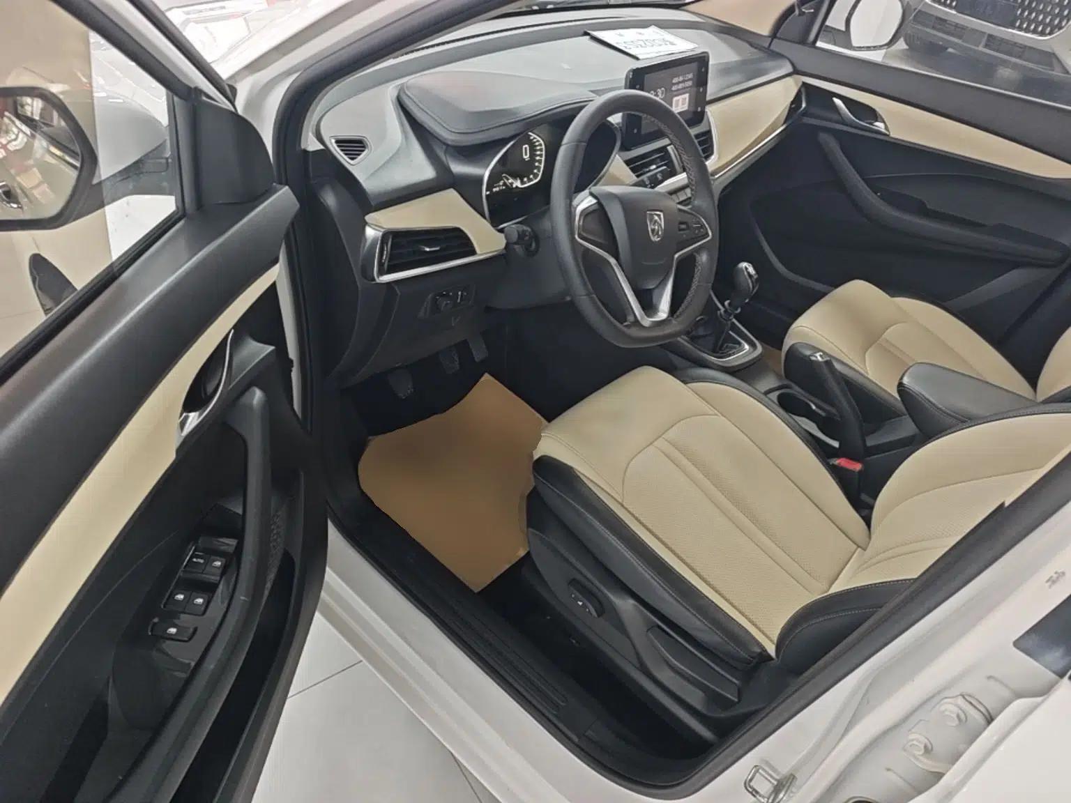 Baojun 360 2019 1.5L Manual Luxury Version China VI — миниатюра 19