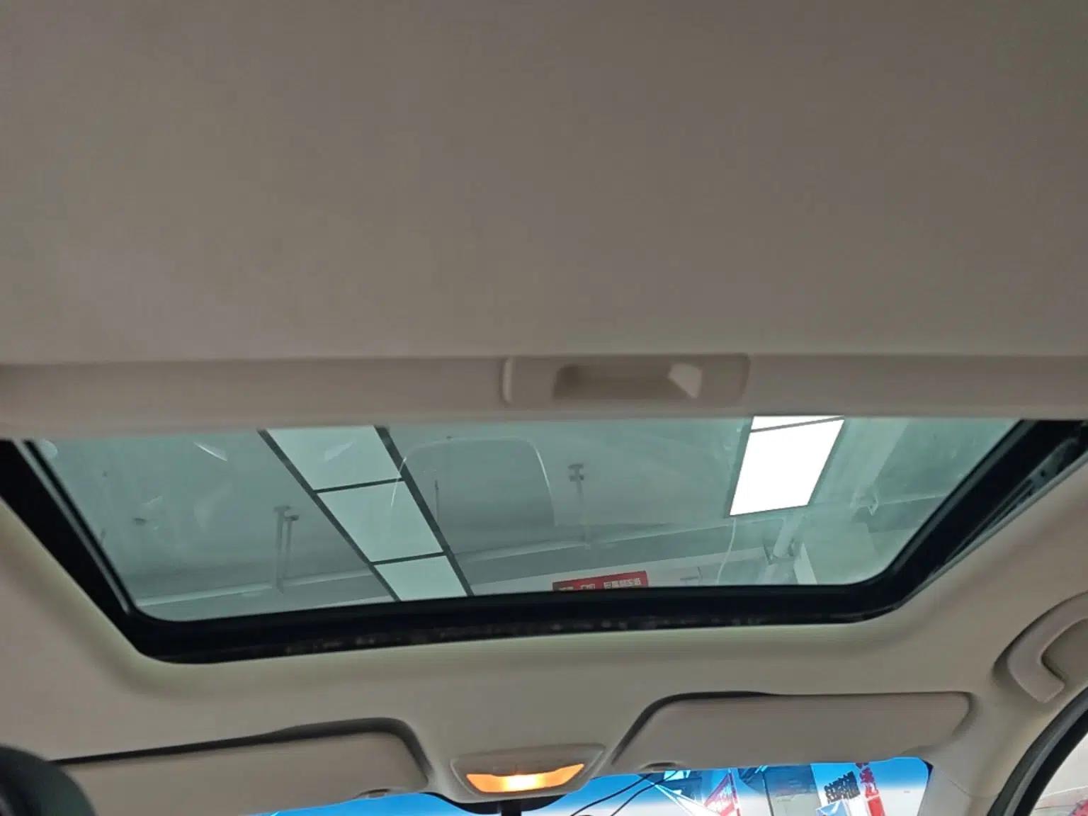 Baojun 360 2019 1.5L Manual Luxury Version China VI — миниатюра 21