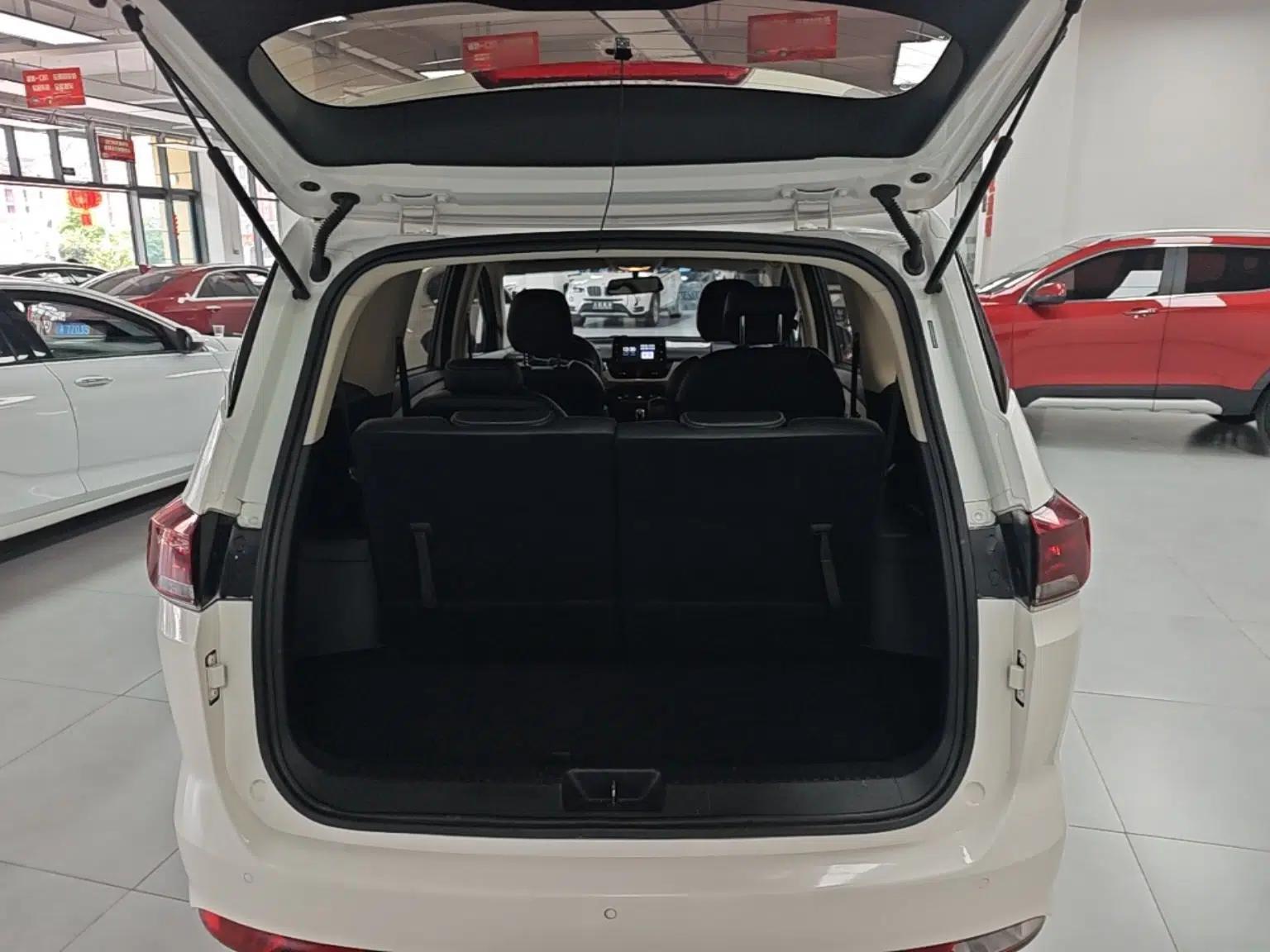 Baojun 360 2019 1.5L Manual Luxury Version China VI — миниатюра 22