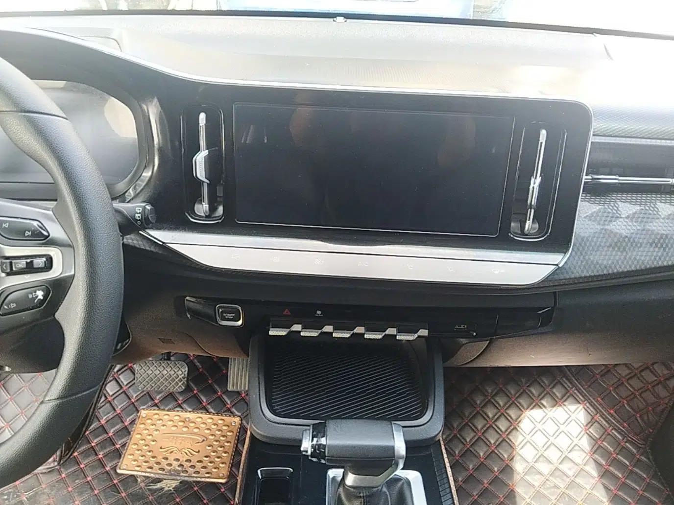 Baojun RM-5 2019 1.5L CVT Elite Version with 24-Hour Online Service 7 Seats — миниатюра 16