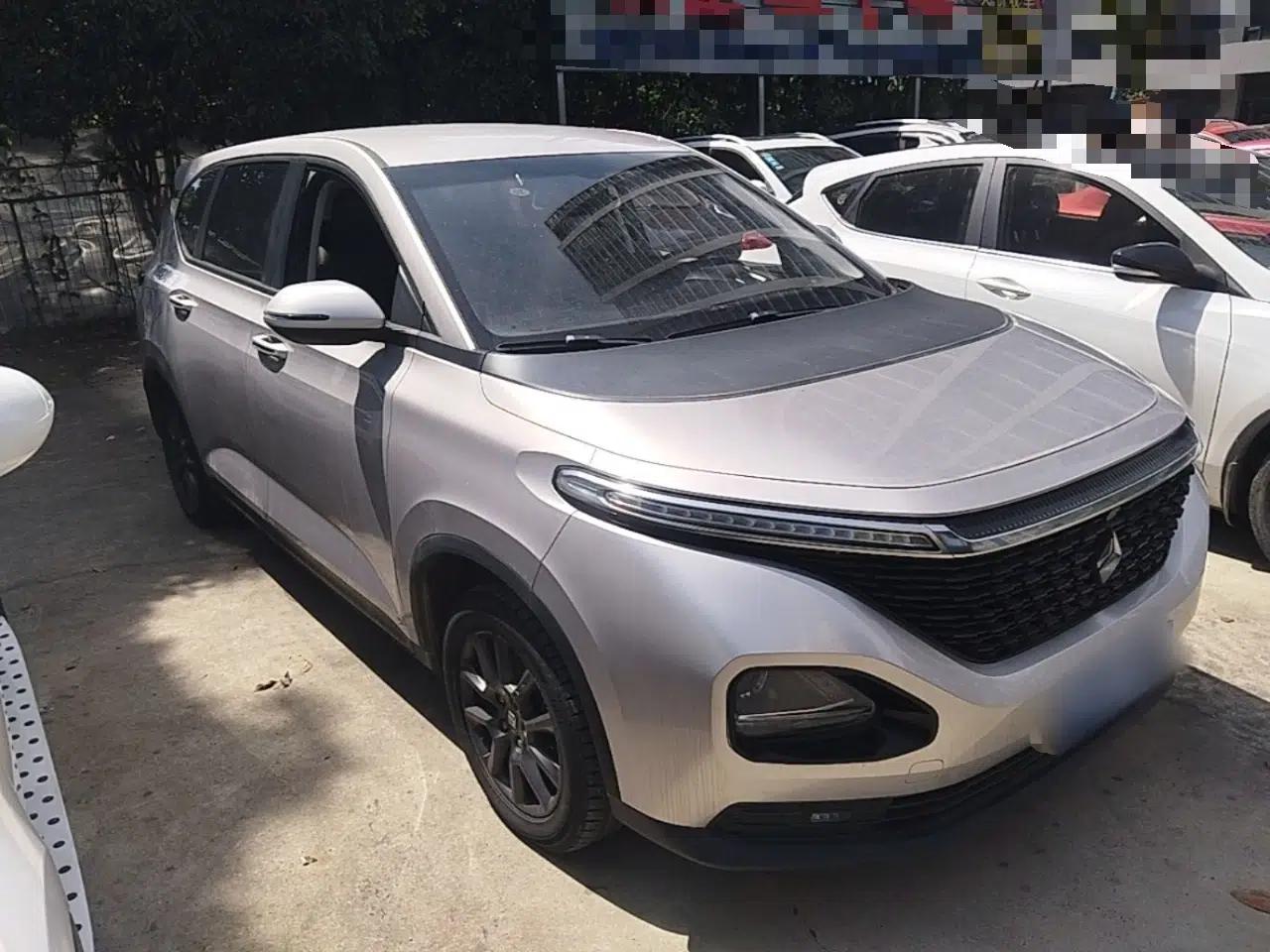 Baojun RM-5 2019 1.5L CVT Elite Version with 24-Hour Online Service 7 Seats — миниатюра 3