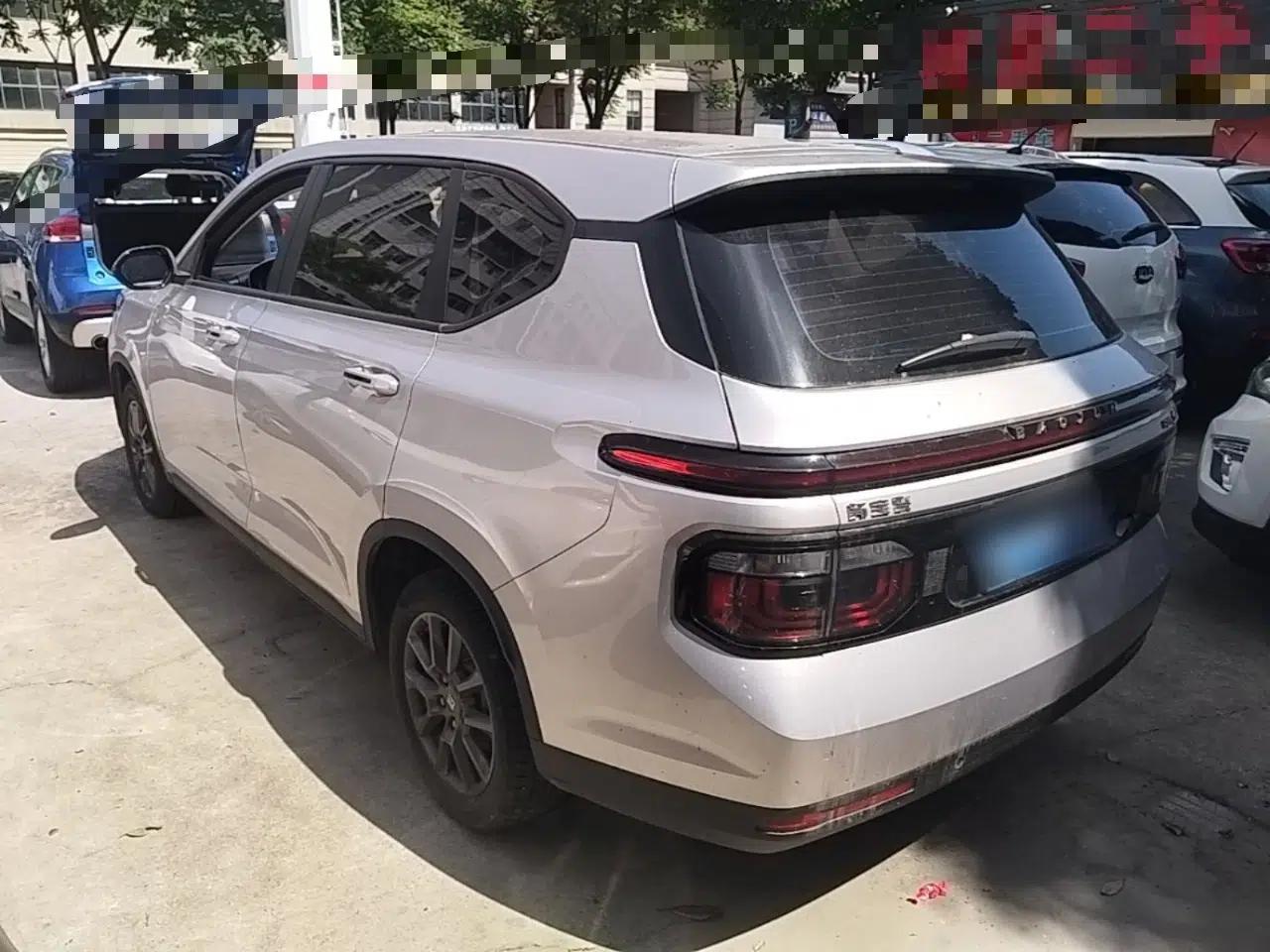 Baojun RM-5 2019 1.5L CVT Elite Version with 24-Hour Online Service 7 Seats — миниатюра 4