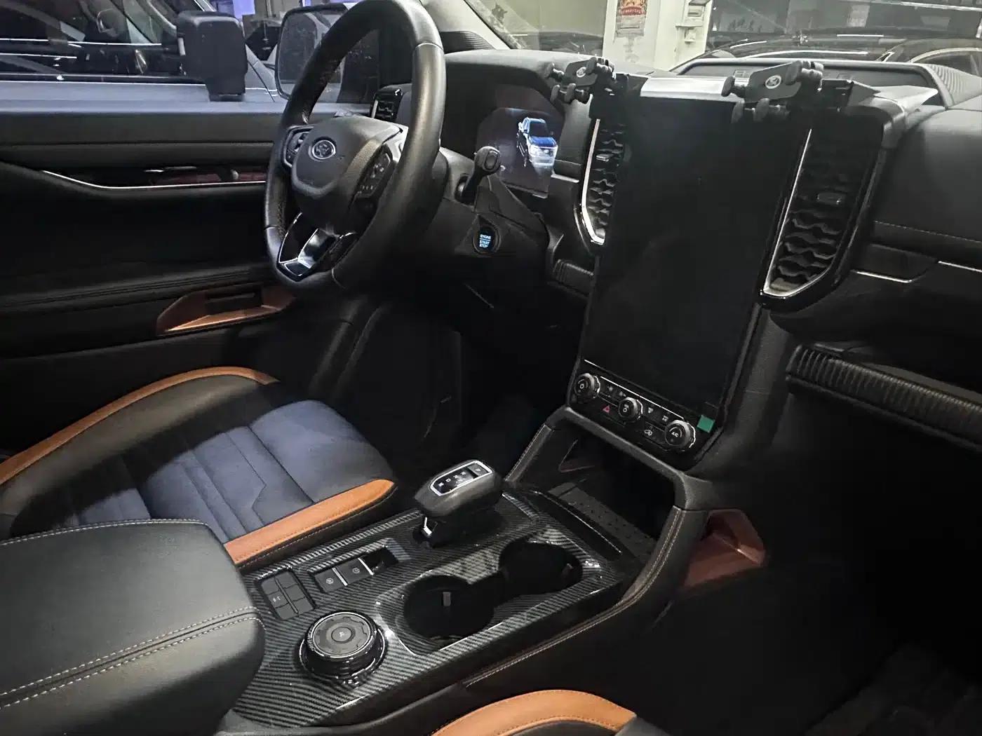 Ranger 2023 Model 4WD Automatic Gasoline — миниатюра 8