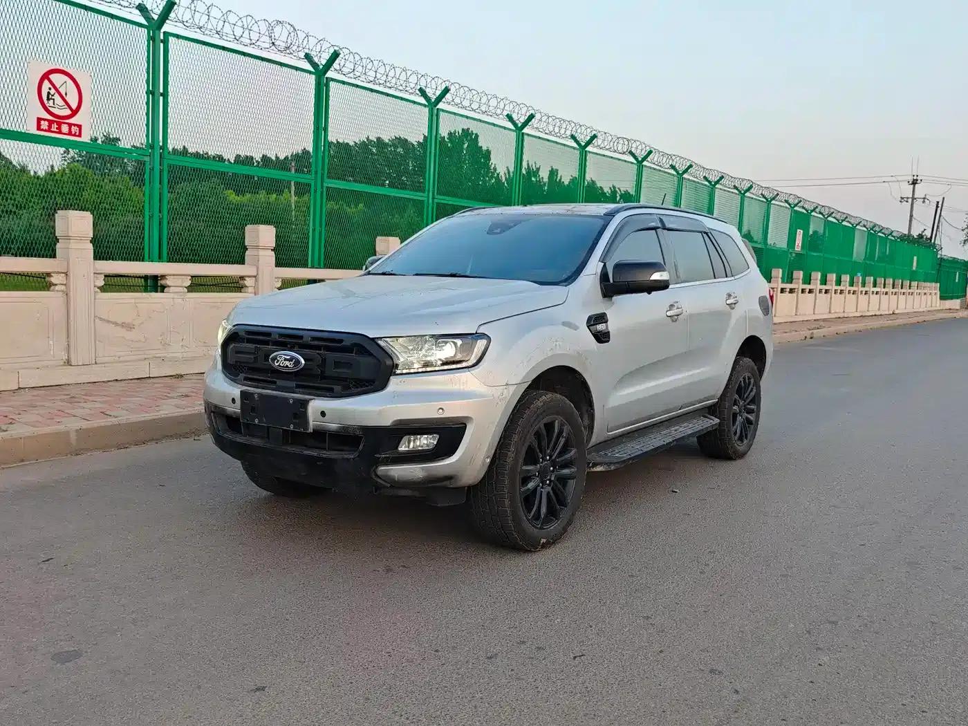 2020 Ford Everest Sport 2.3T Gasoline Automatic 4WD Flagship Edition 7-Seater — миниатюра 1