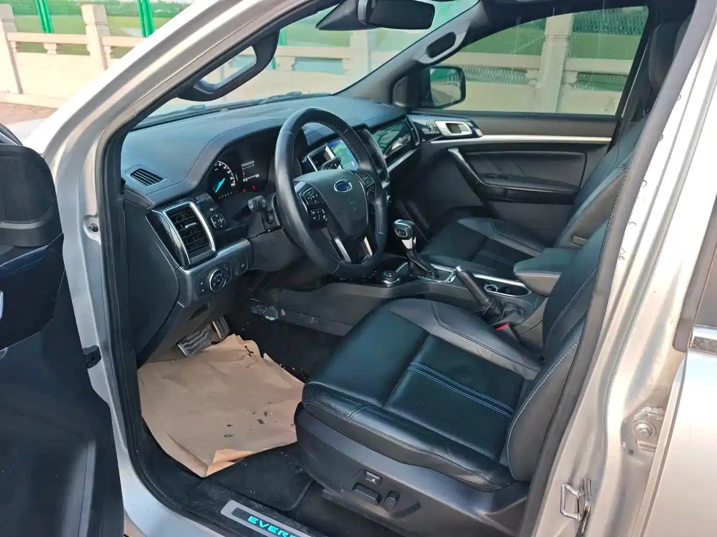 2020 Ford Everest Sport 2.3T Gasoline Automatic 4WD Flagship Edition 7-Seater — миниатюра 5