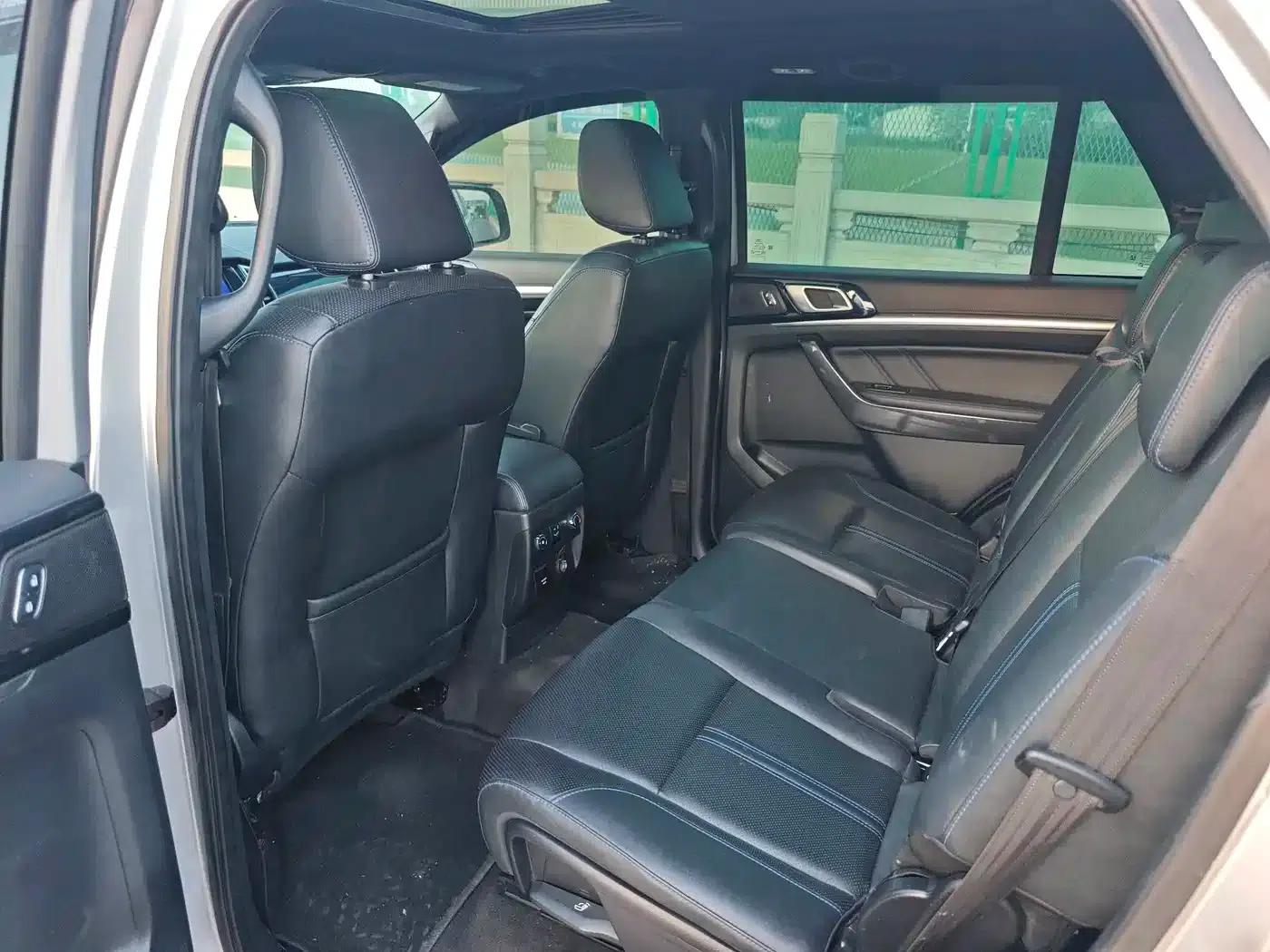 2020 Ford Everest Sport 2.3T Gasoline Automatic 4WD Flagship Edition 7-Seater — миниатюра 6