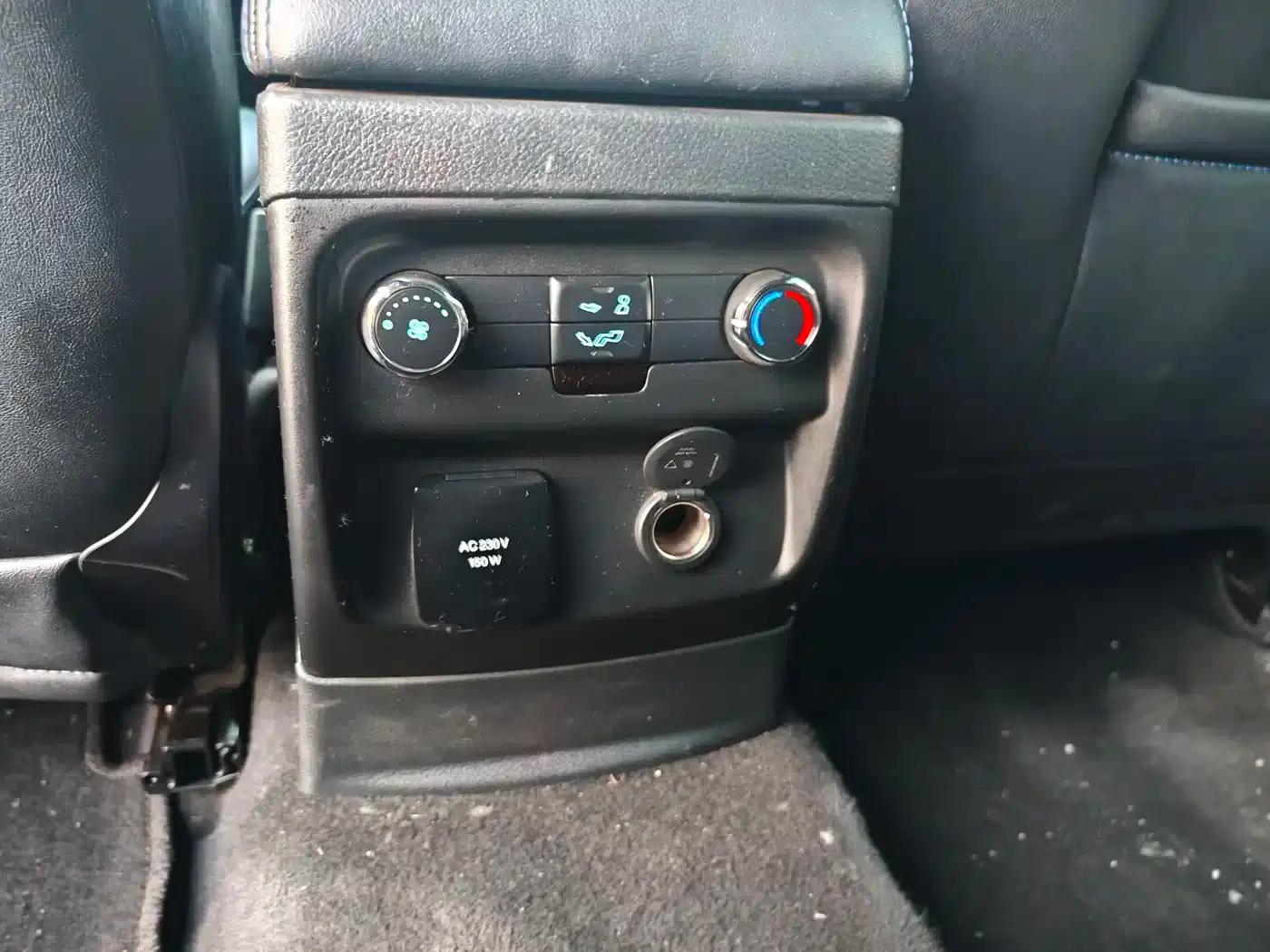 2020 Ford Everest Sport 2.3T Gasoline Automatic 4WD Flagship Edition 7-Seater — миниатюра 8