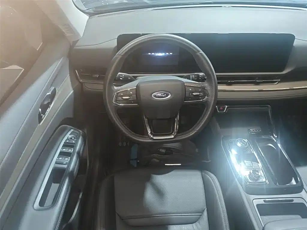 2022 EcoBoost 170 Platinum Edition — миниатюра 11
