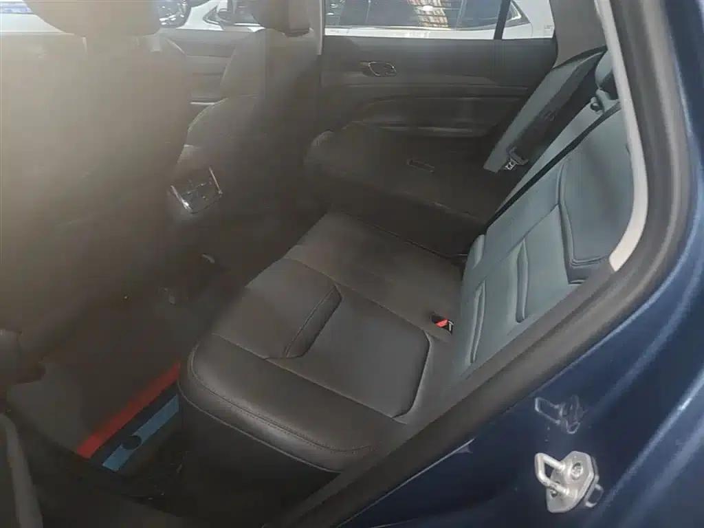 2022 EcoBoost 170 Platinum Edition — миниатюра 17
