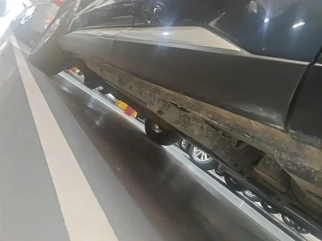 2022 EcoBoost 170 Platinum Edition — миниатюра 22