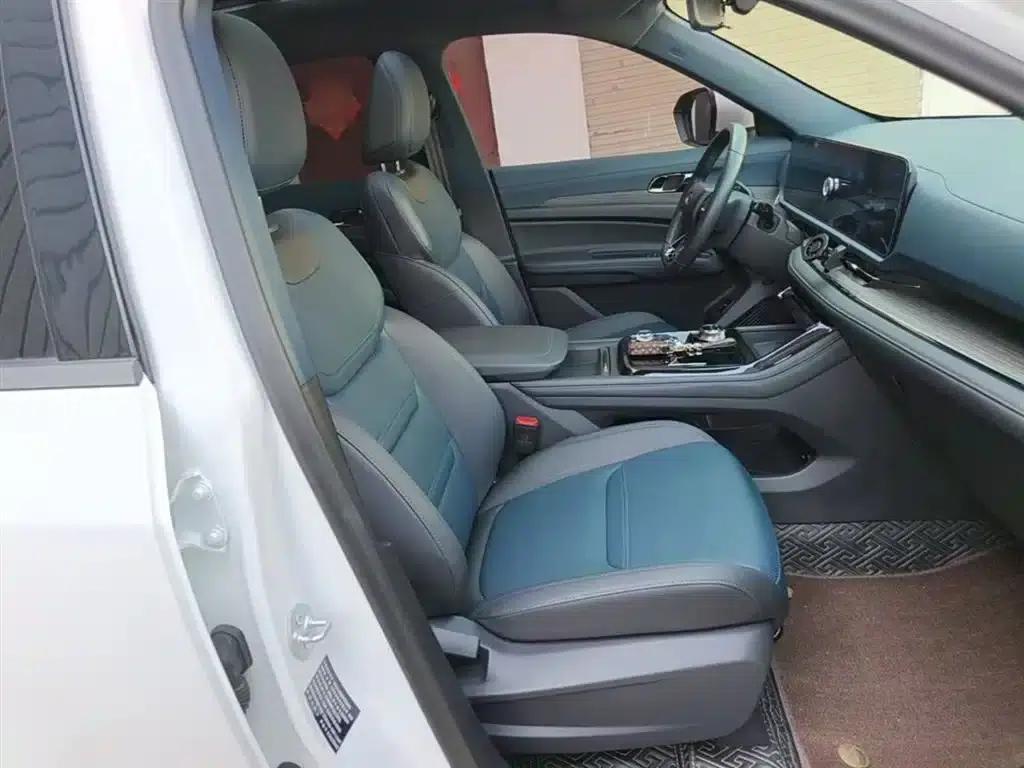 2022 EcoBoost 170 Premium Model — миниатюра 25
