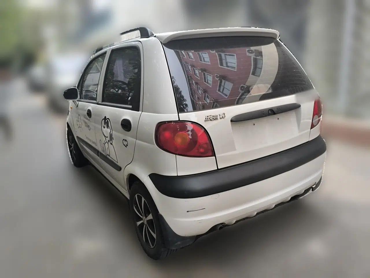 Baojun Lechi 2012 Revised 1.0L Manual P-TEC Standard Edition — миниатюра 4