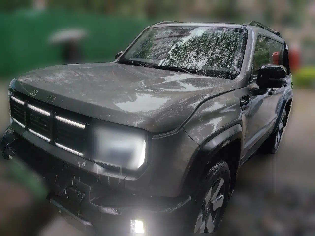 BAIC Off-Road BJ40 Electric Drive 2025 Advanced Edition — миниатюра 1