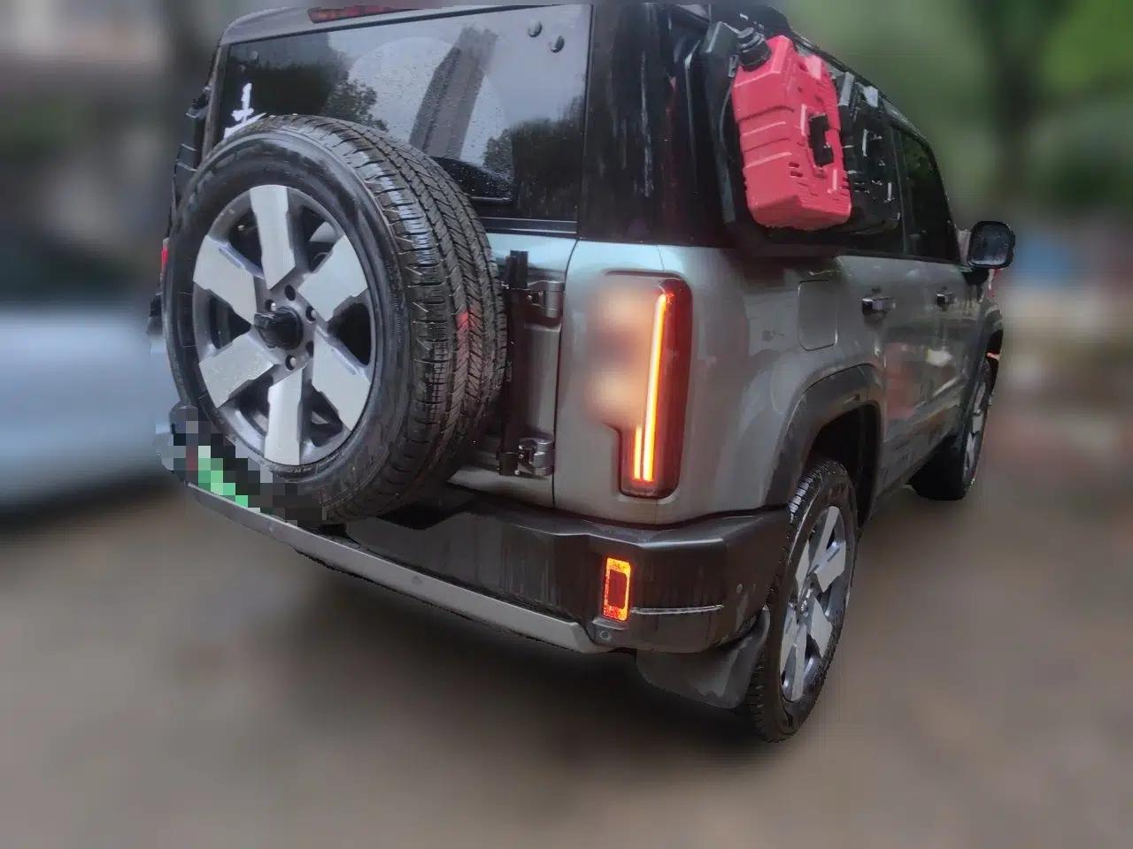 BAIC Off-Road BJ40 Electric Drive 2025 Advanced Edition — миниатюра 6