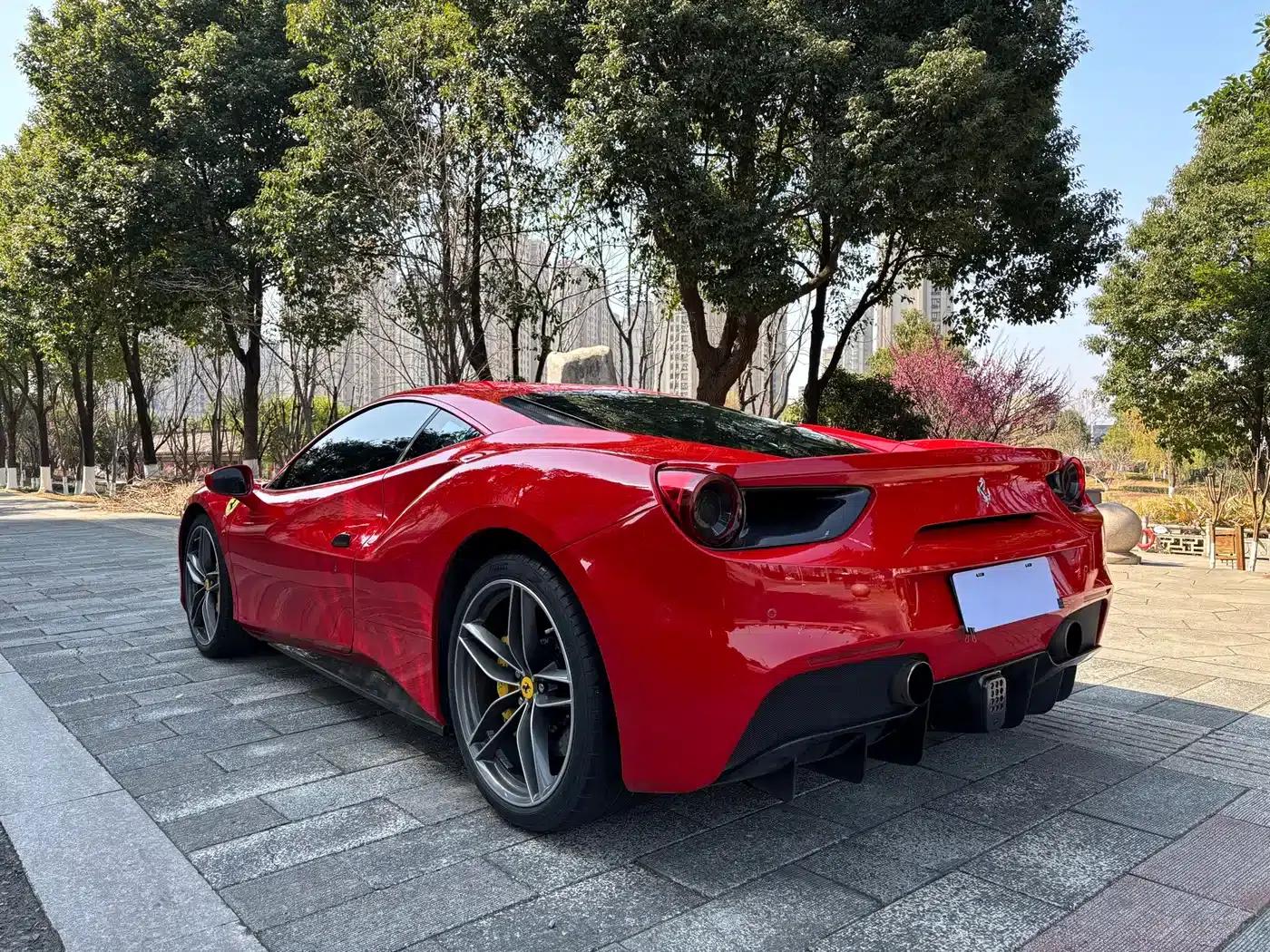 2015 Ferrari 488 GTB — миниатюра 4