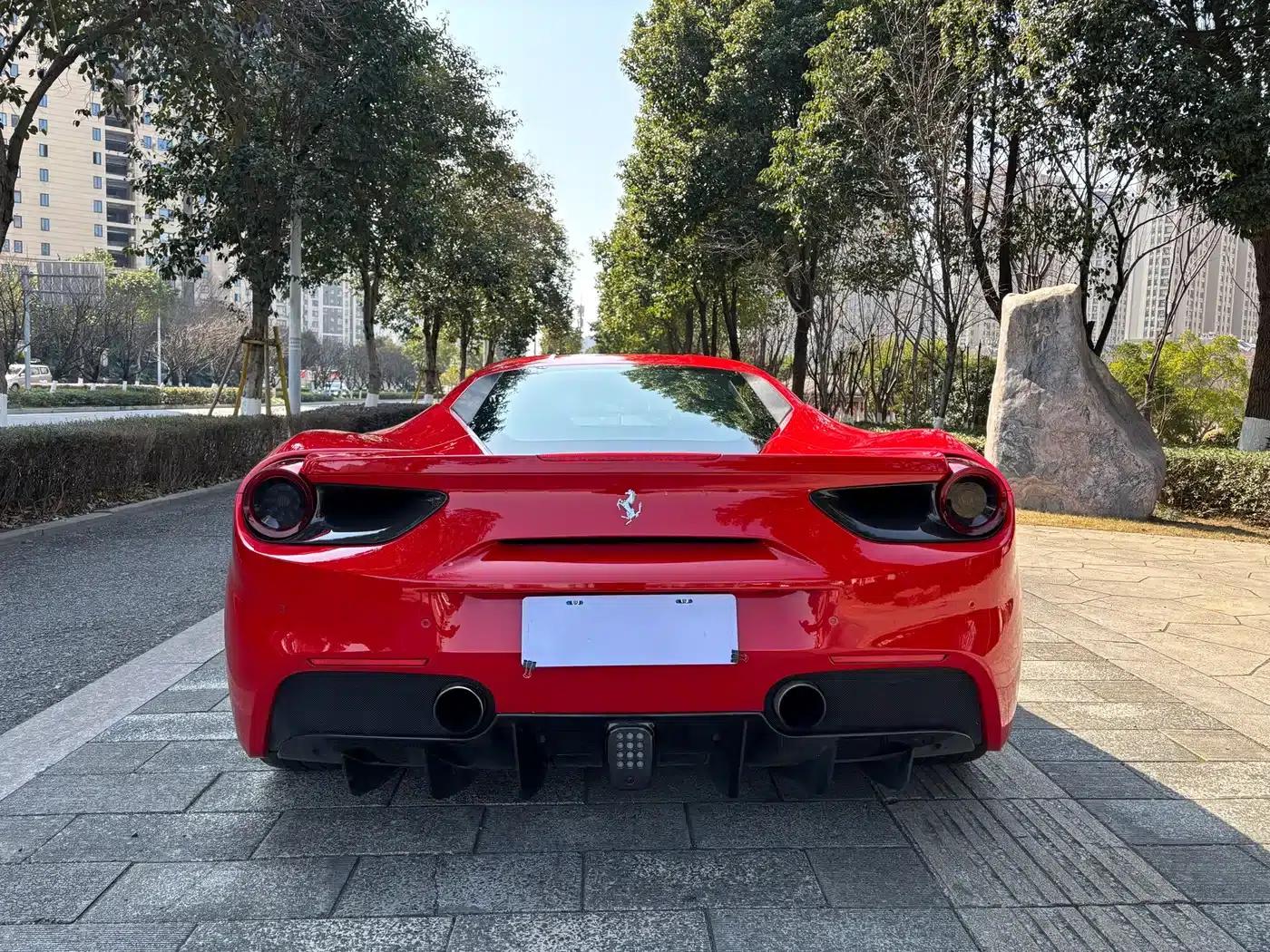 2015 Ferrari 488 GTB — миниатюра 5