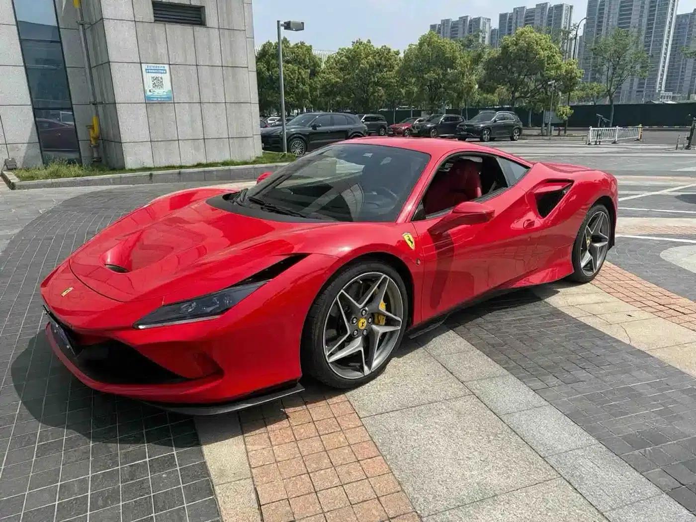 Ferrari F8 2019 Tributo 3.9T V8 — миниатюра 1
