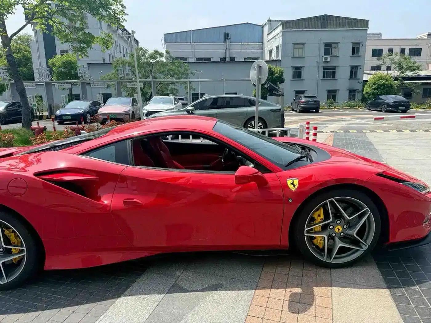 Ferrari F8 2019 Tributo 3.9T V8 — миниатюра 5