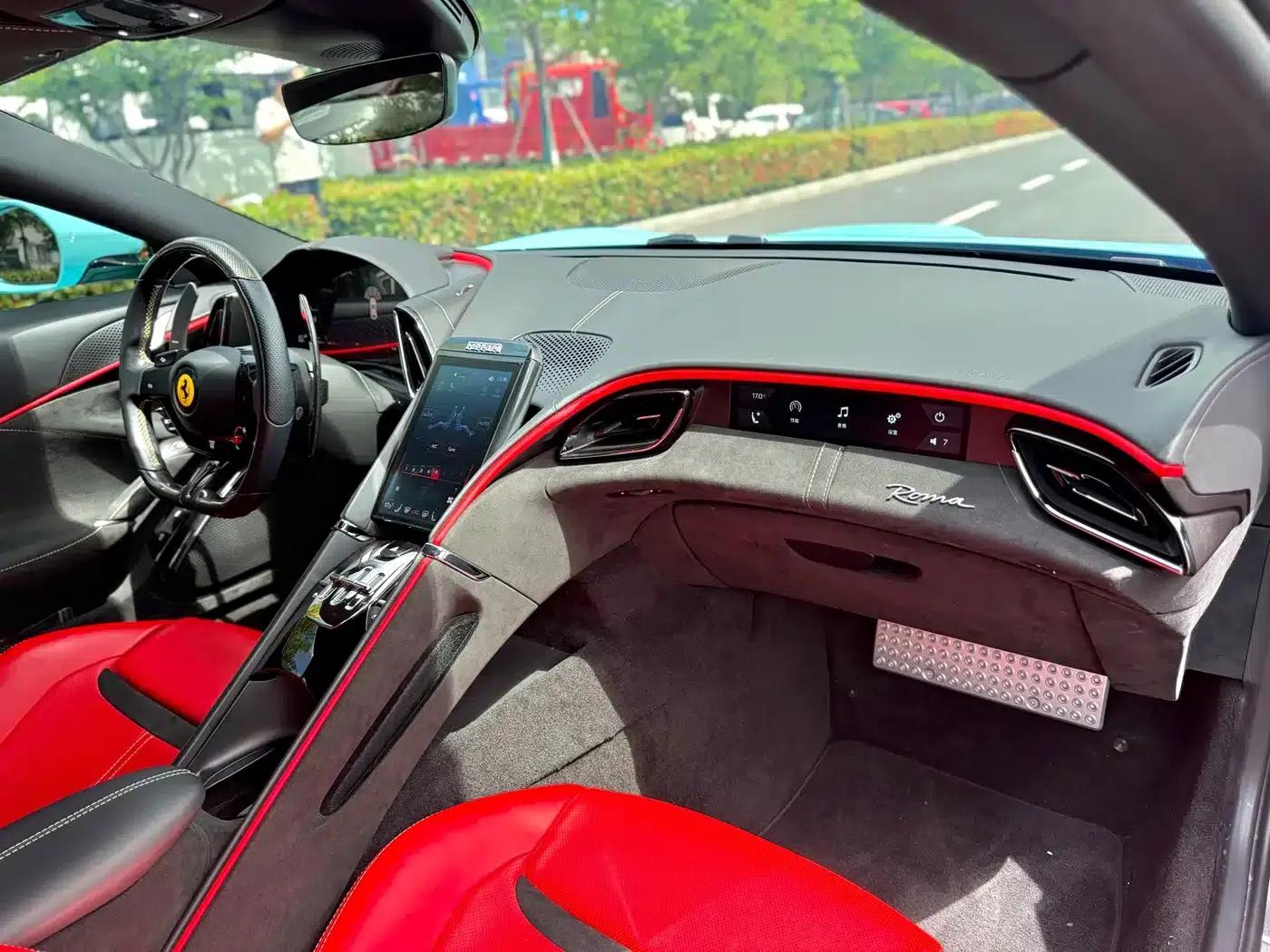 Roma 2020 3.9T V8 — миниатюра 6