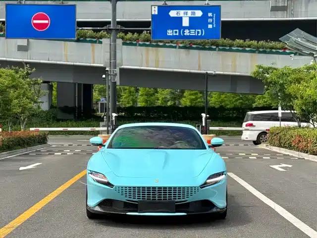 Roma 2020 3.9T V8