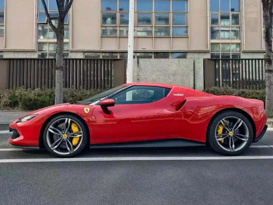Ferrari 296 2021 3.0T V6 GTB — миниатюра 3