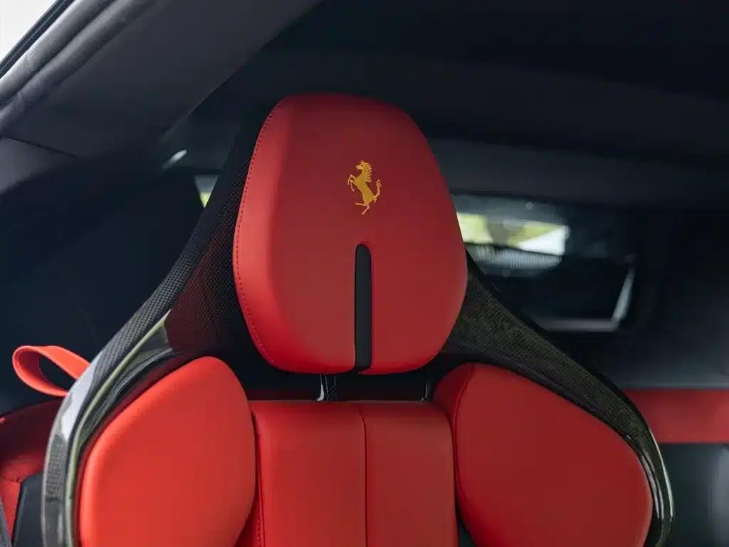 SF90 2020 3.9T V8 Stradale — миниатюра 18