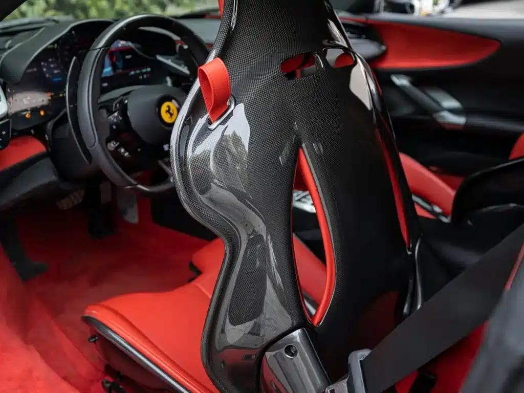 SF90 2020 3.9T V8 Stradale — миниатюра 19