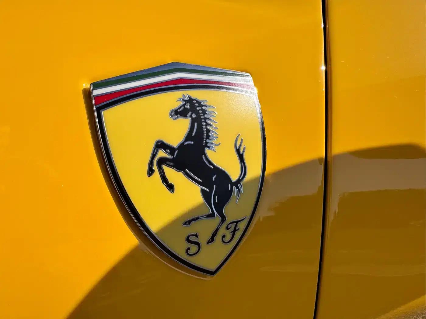 SF90 2020 3.9T V8 Stradale — миниатюра 10