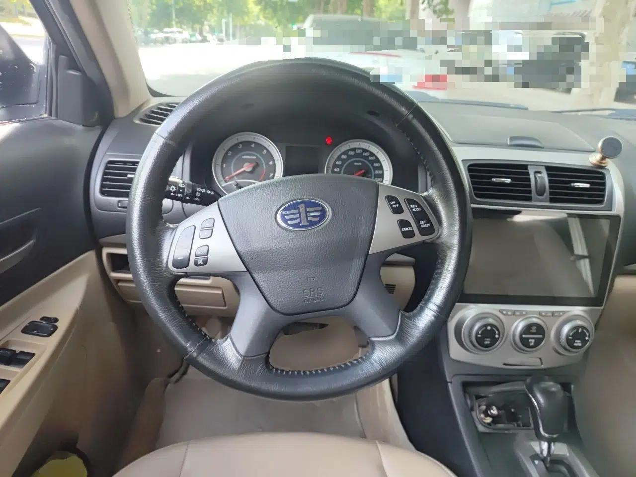 Bestune B50 2011 1.6L Automatic Prestige Edition — миниатюра 11