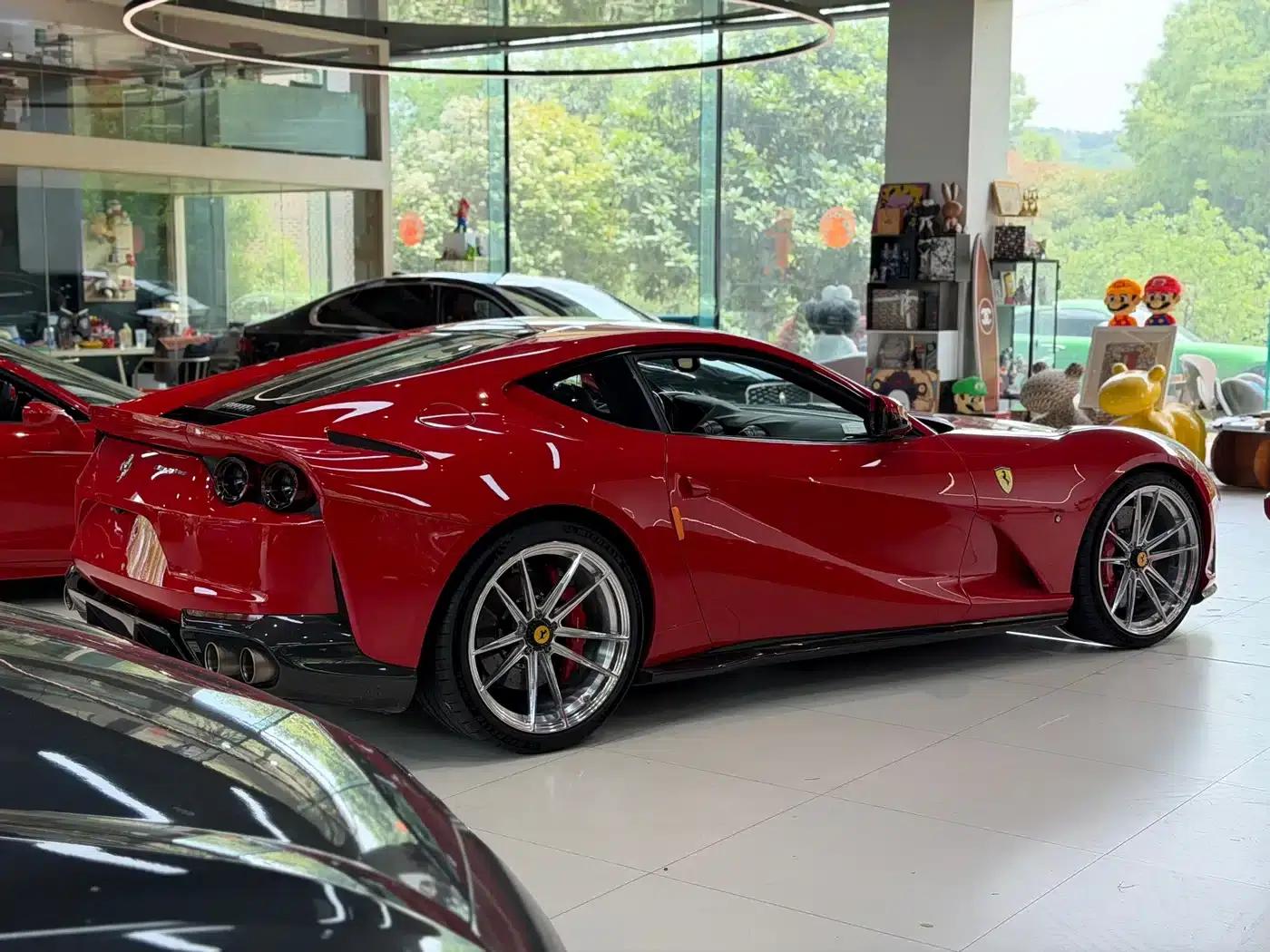 Ferrari 812 2017 6.5L Superfast — миниатюра 33