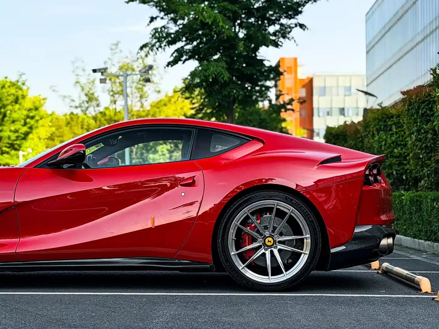 Ferrari 812 2017 6.5L Superfast — миниатюра 6