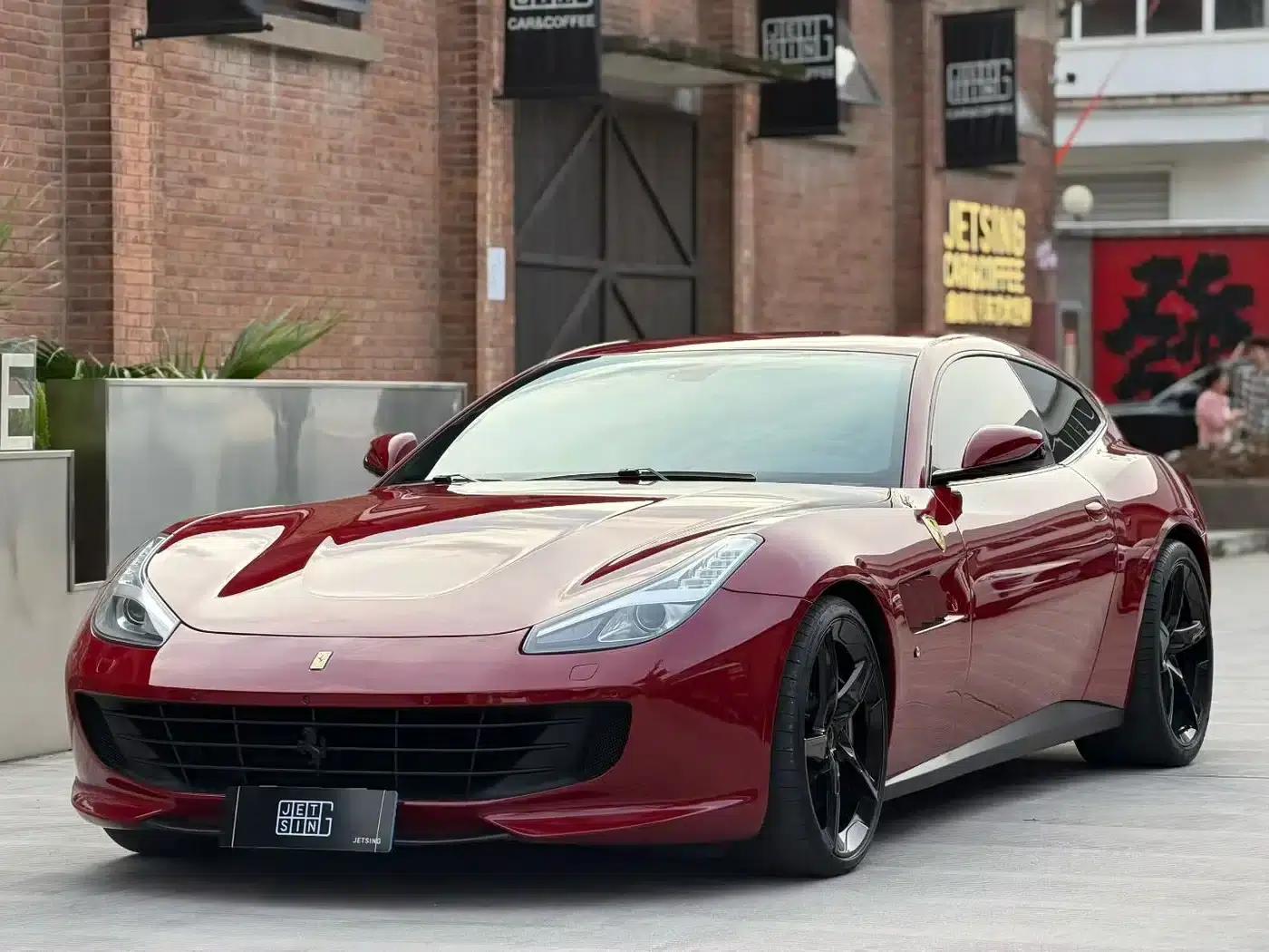 2017 GTC4Lusso 3.9T V8 — миниатюра 2