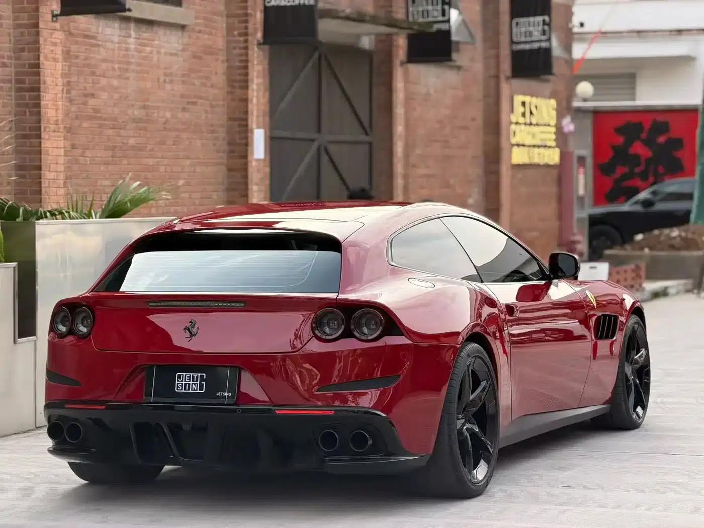 2017 GTC4Lusso 3.9T V8 — миниатюра 4