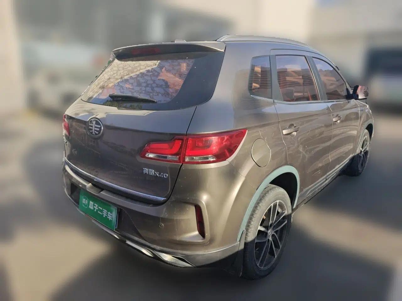 Bestune X40 2017 1.6L Manual Luxury Edition — миниатюра 6