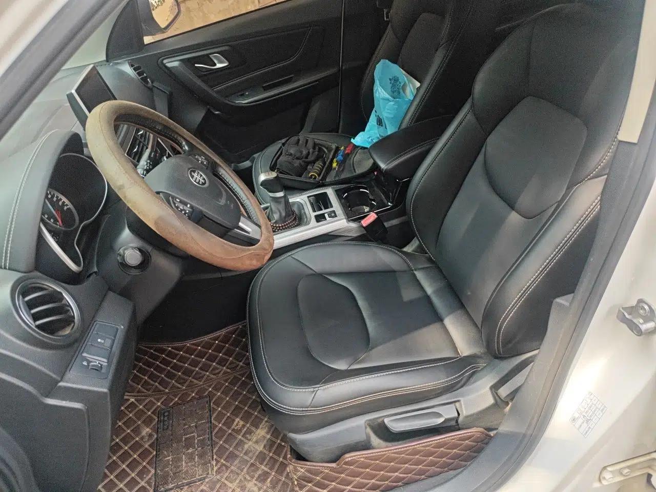 Bestune X40 2019 1.6L Manual Luxury Edition China VI — миниатюра 12