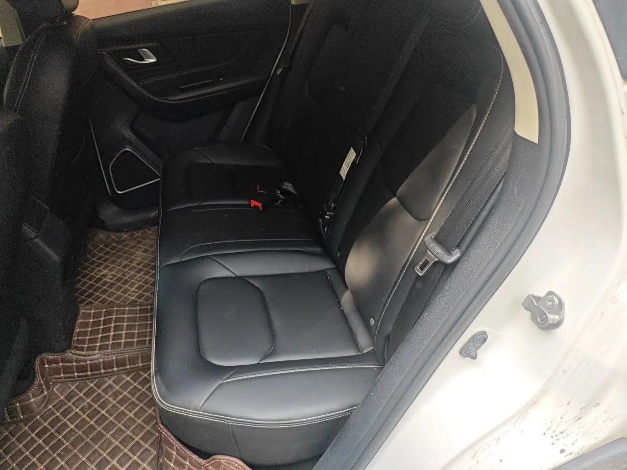 Bestune X40 2019 1.6L Manual Luxury Edition China VI — миниатюра 14