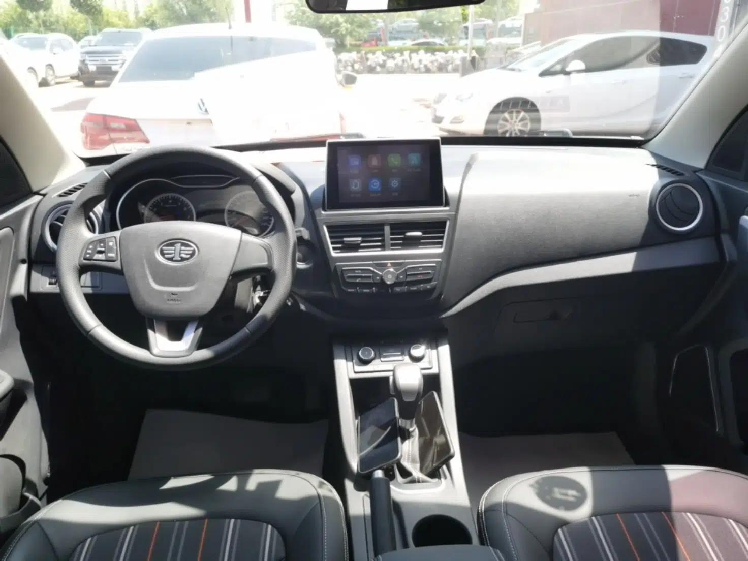 Bestune X40 2017 1.6L Automatic Luxury Model — миниатюра 13