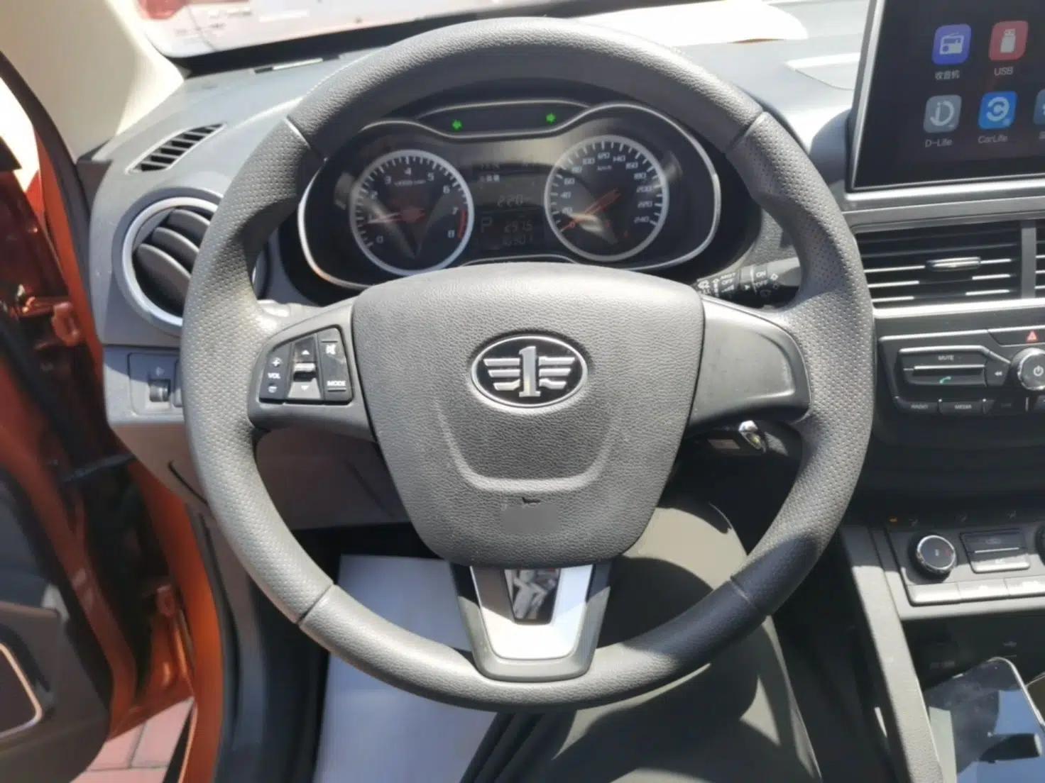 Bestune X40 2017 1.6L Automatic Luxury Model — миниатюра 14
