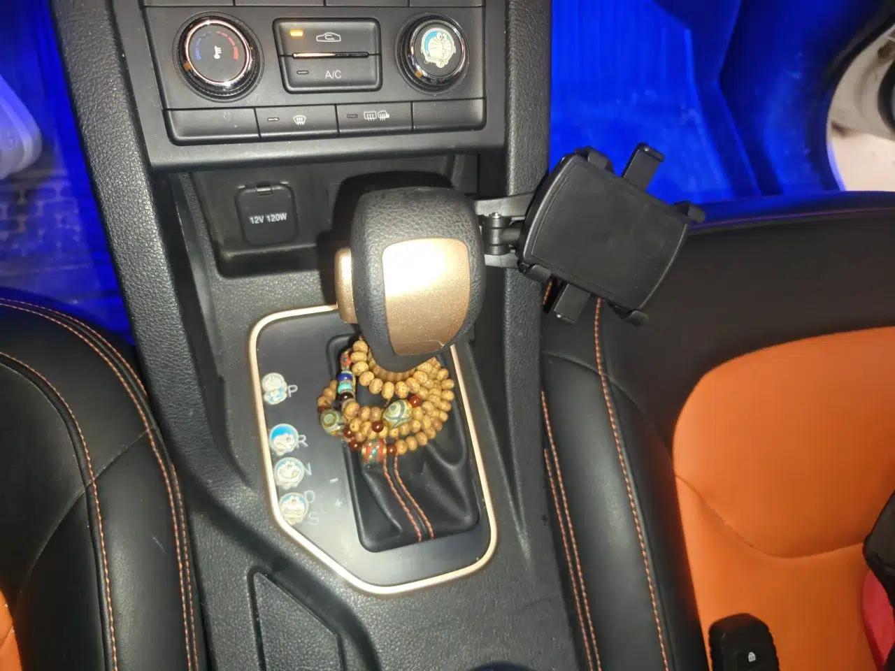 Bestune X40 2017 1.6L Automatic Prestige Edition — миниатюра 15