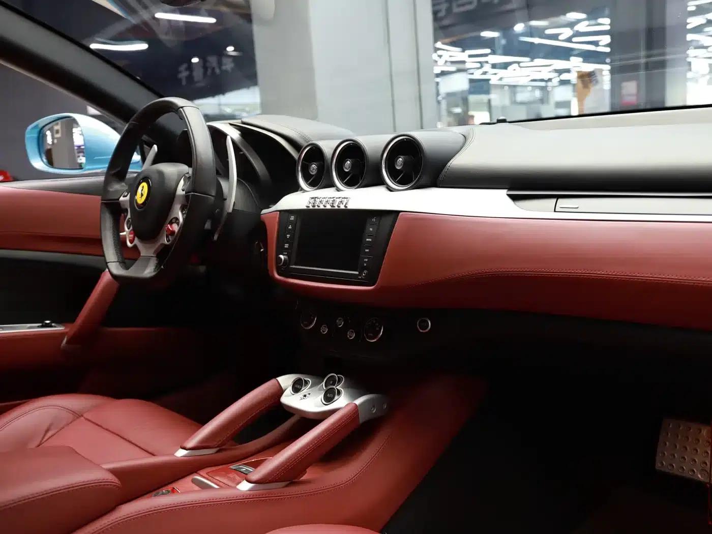 Ferrari FF 2012 6.3L V12 — миниатюра 8