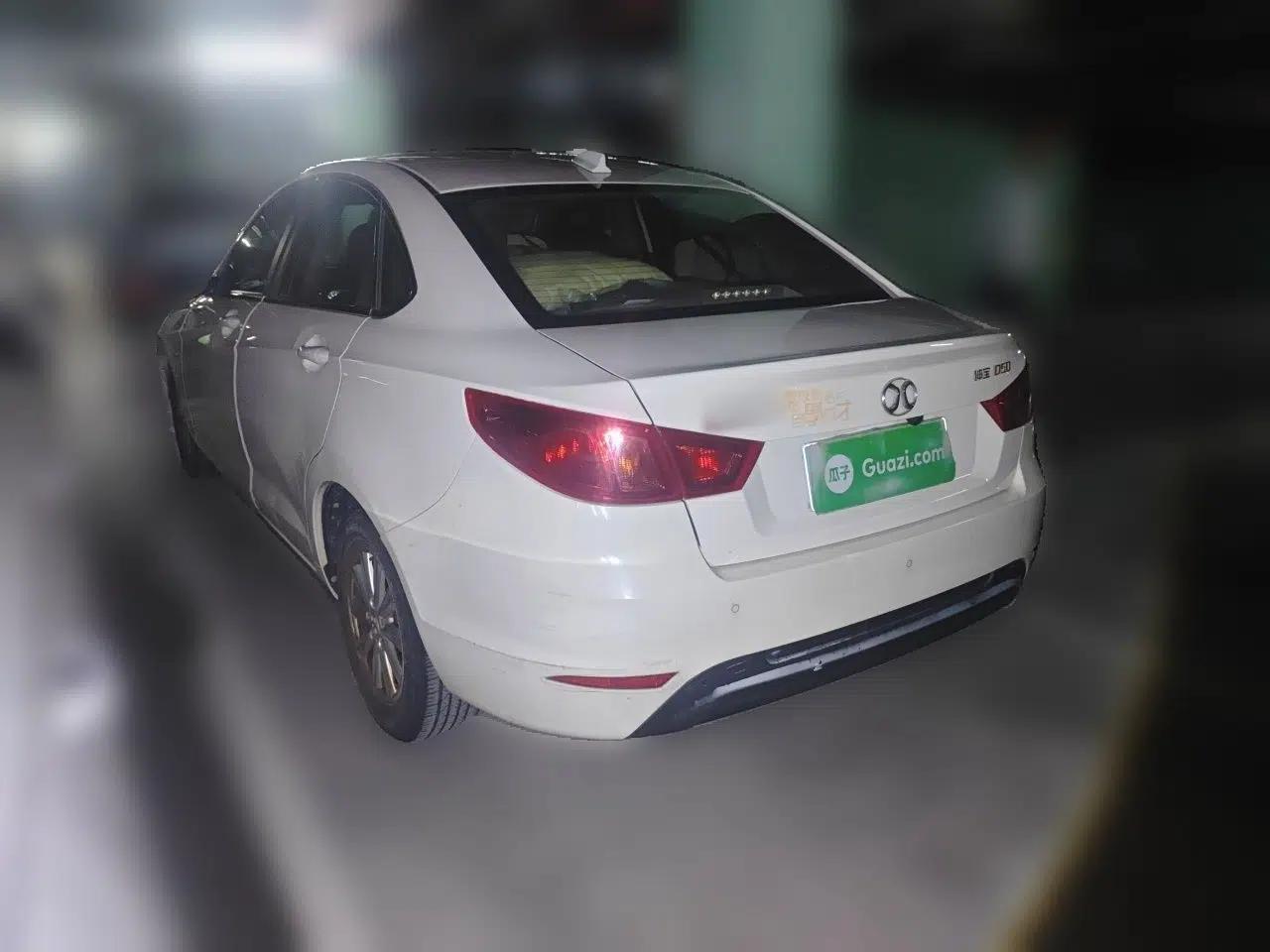 BAIC Senova D50 2014 1.5L manual standard version — миниатюра 4
