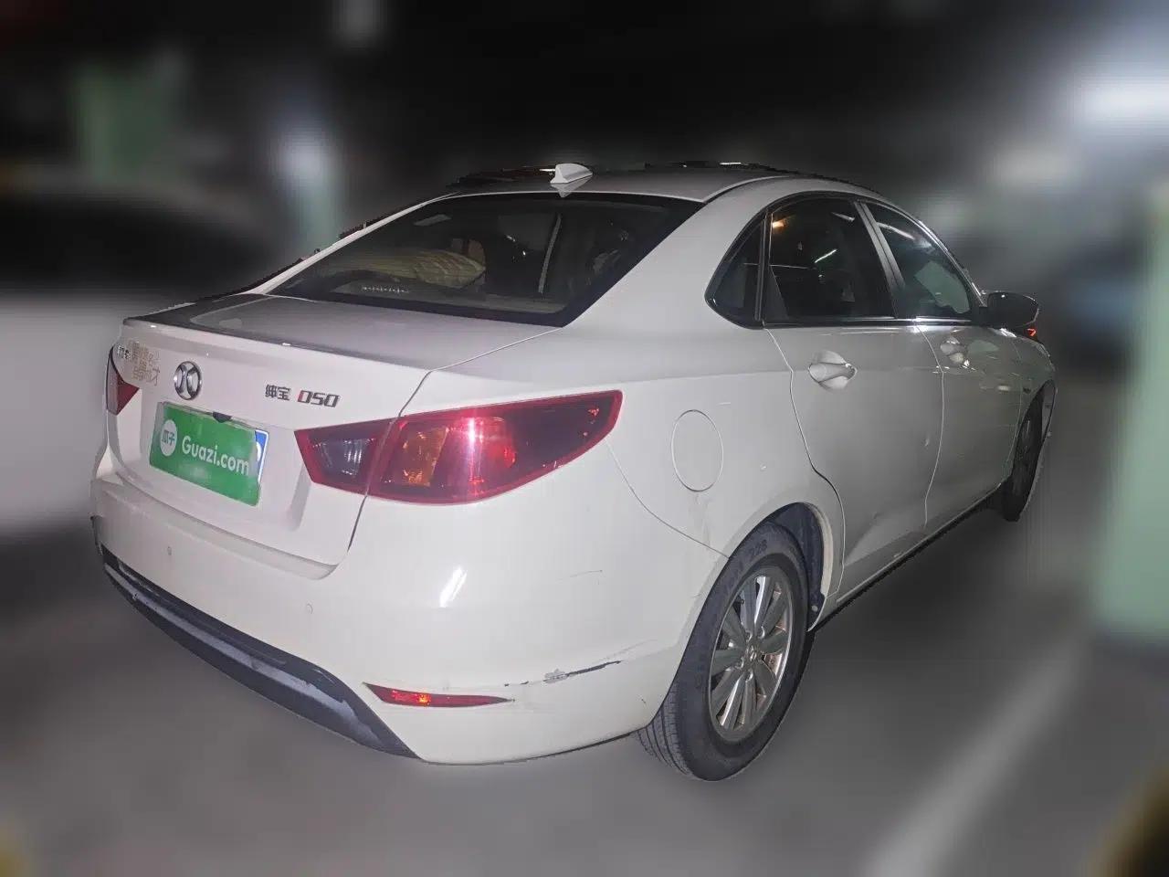 BAIC Senova D50 2014 1.5L manual standard version — миниатюра 6