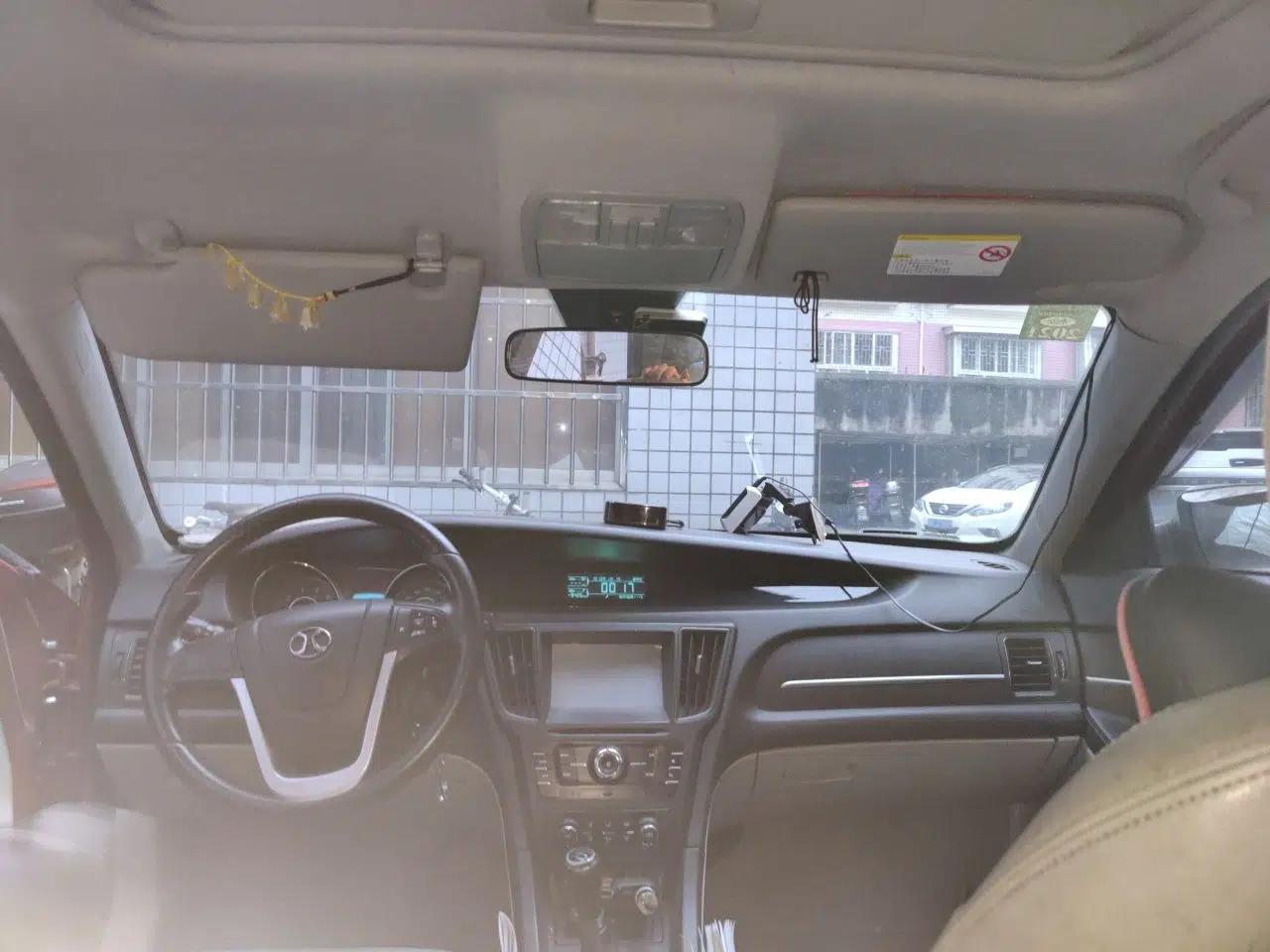BAIC Senova D50 2014 1.5L manual comfort version — миниатюра 19