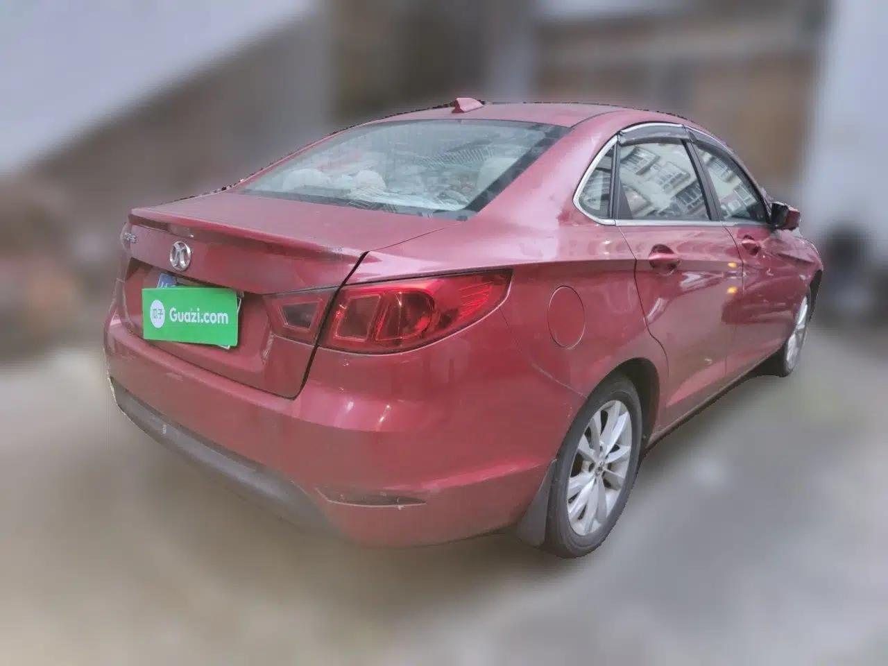 BAIC Senova D50 2014 1.5L manual comfort version — миниатюра 6