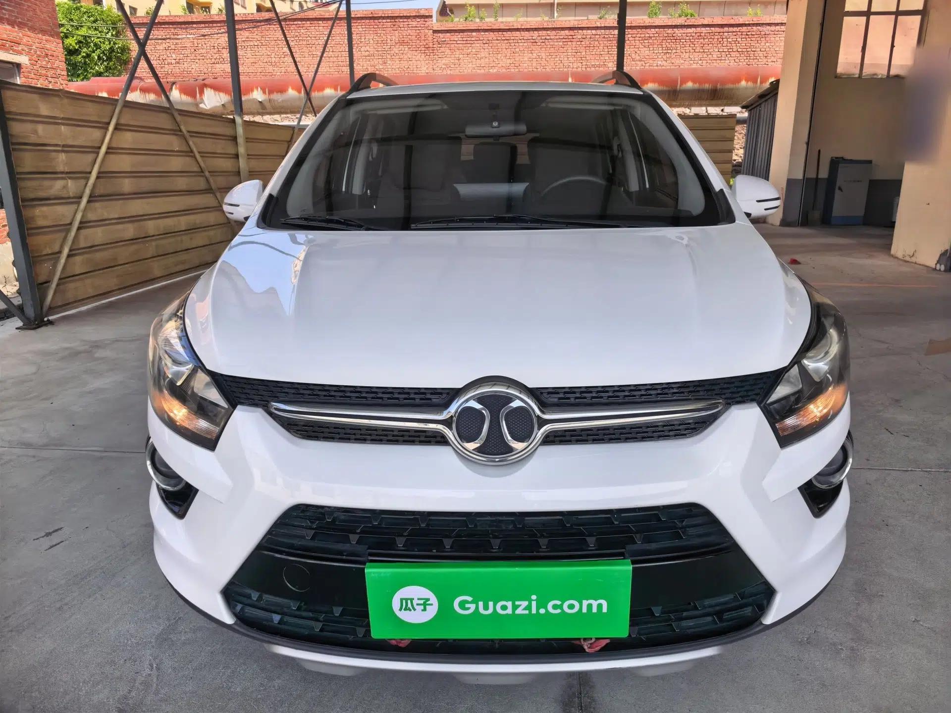 BAIC Senova X25 2015 1.5L Automatic Elite Model — миниатюра 2