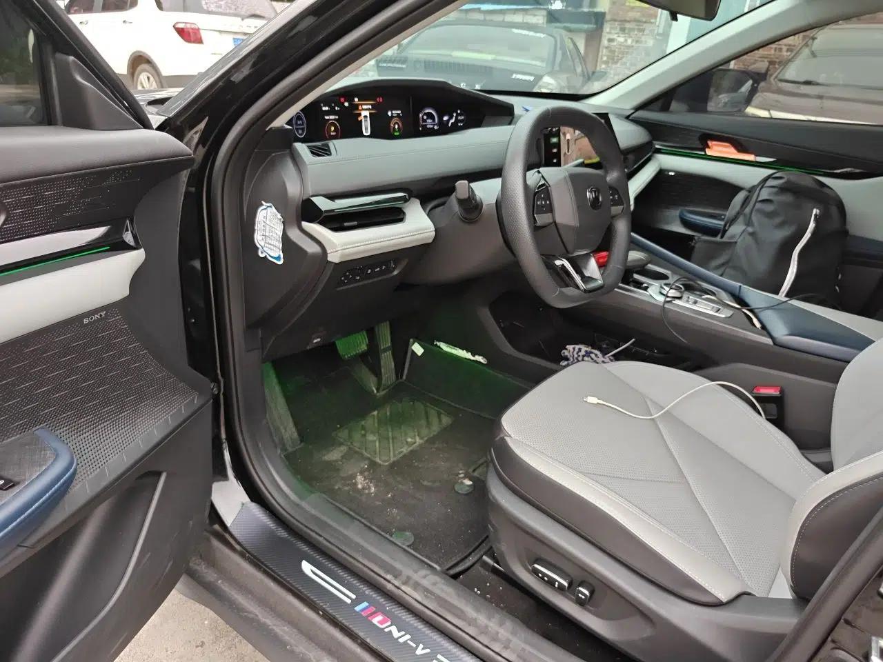 CHANGAN UNI-V iDD 2023 ZhiDian iDD 1.5T 113km ZhiKu Model — миниатюра 17