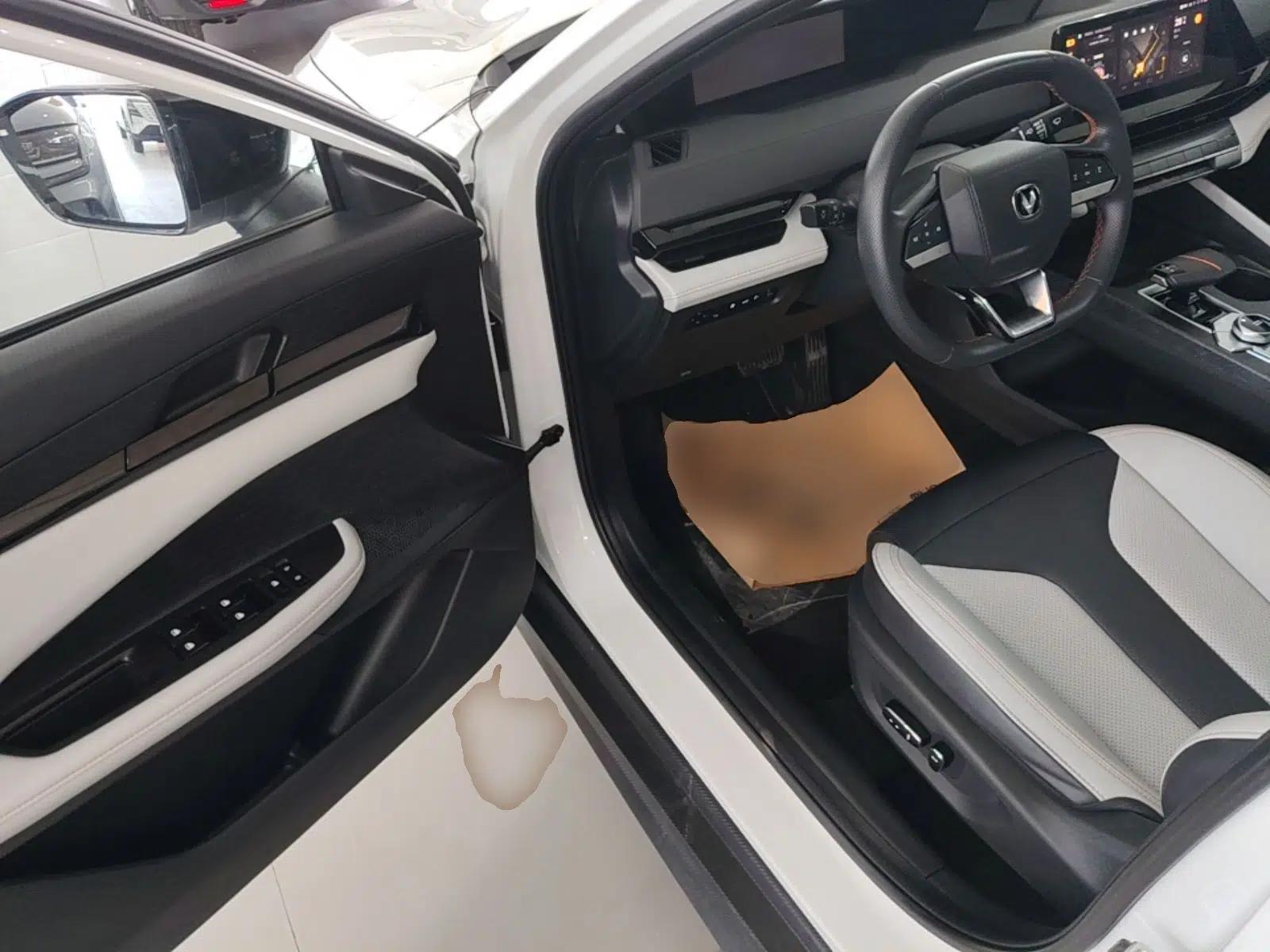CHANGAN UNI-V iDD 2024 Blue Whale Smart Electric iDD 136km ZhiKu Model — миниатюра 19